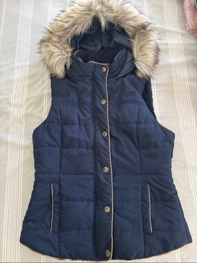 Women's Navy Quilted Puffer Vest with Faux-Fur Hood